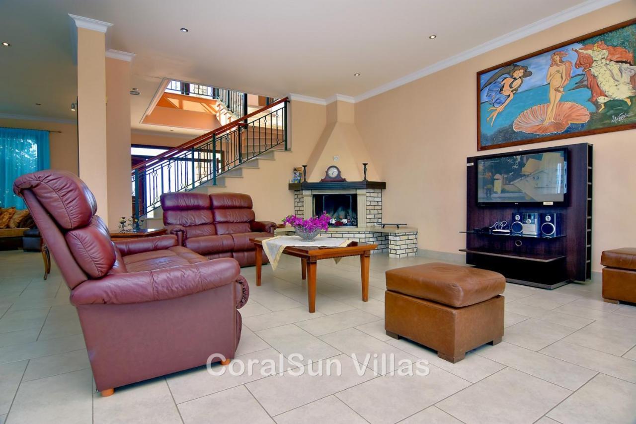 Elite Amazing Villa With Heated Pool By Coral Sun Villas Polis Exterior foto