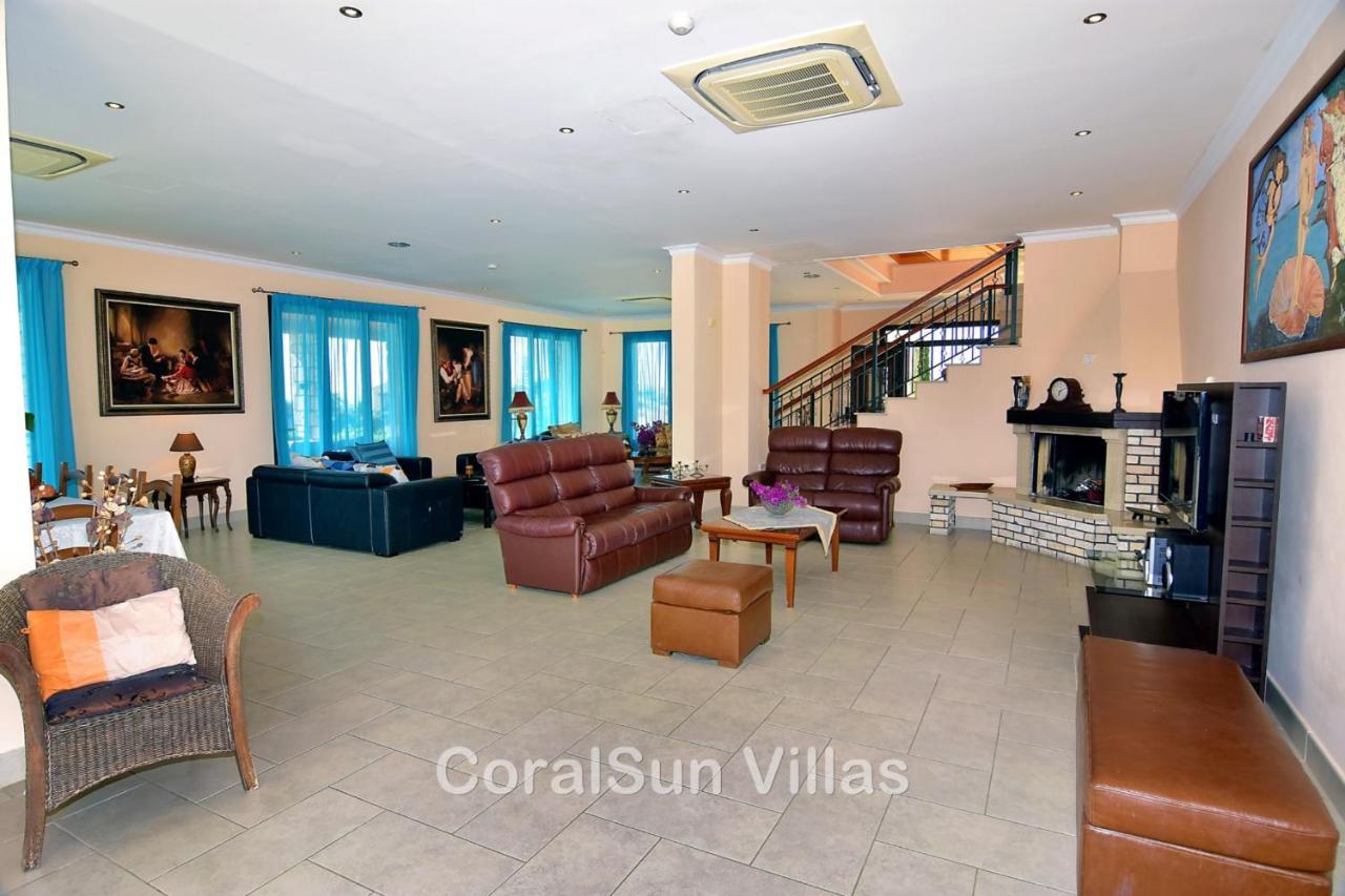 Elite Amazing Villa With Heated Pool By Coral Sun Villas Polis Exterior foto